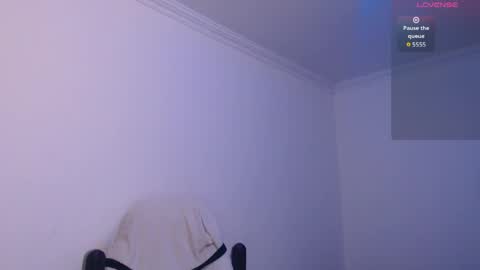 Snapshot of bryamado chatting on 04-23-26, 11:42 bryamado online show from 04-23-26, 11:42