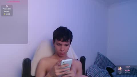 Snapshot of bryamado chatting on 05-04-26, 12:56 bryamado online show from 05-04-26, 12:56
