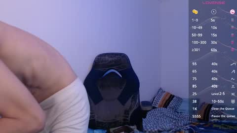 Snapshot of bryamado chatting on 05-14-26, 07:37 bryamado online show from 05-14-26, 07:37