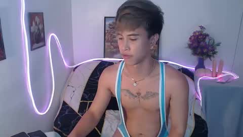 Snapshot of bryan_________ chatting on 09-30-25, 06:46 BRYAN  JEMY online show from 09-30-25, 06:46