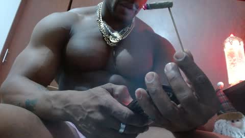 Snapshot of bryan_colen chatting on 01-26-25, 12:16 Enjoy the best muscle straws online show from 01-26-25, 12:16