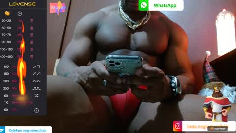 Snapshot of bryan_colen chatting on 02-23-25, 11:14 Enjoy the best muscle straws online show from 02-23-25, 11:14