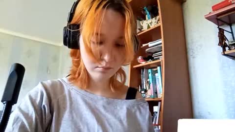 Nika online show from 09-17-25, 05:42