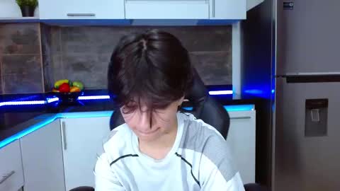 Snapshot of bryce_evans chatting on 11-25-25, 03:34 B R Y C E online show from 11-25-25, 03:34