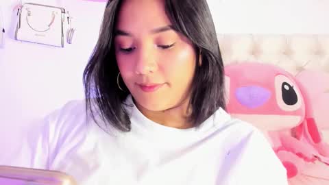 Carly     online show from 03-10-25, 03:20