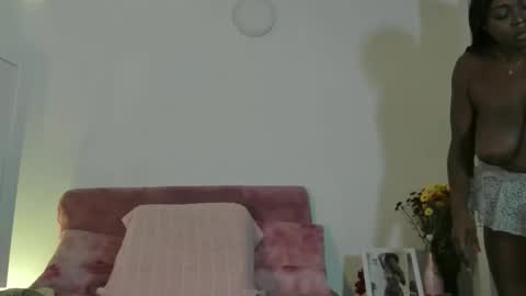 hot online show from 02-24-26, 05:33