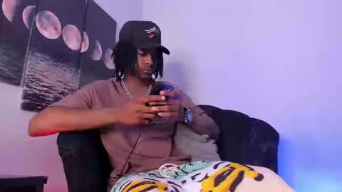 Bryxon  online show from 09-10-25, 03:34