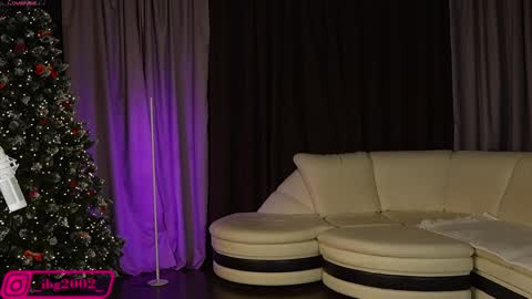 Bubble  gum  online show from 01-06-25, 12:16