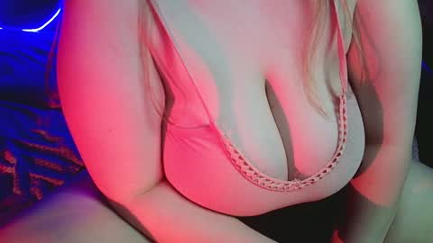 Nancy 3 online show from 01-11-25, 12:33