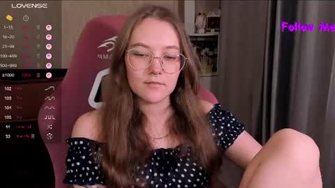 Snapshot of bubble_bunny chatting on 06-19-26, 11:30 Ruby online show from 06-19-26, 11:30