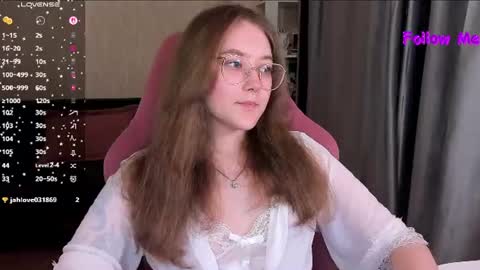Snapshot of bubble_bunny chatting on 07-19-26, 11:30 Ruby online show from 07-19-26, 11:30