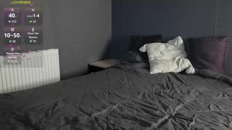 Sabrina  online show from 11-23-25, 07:19