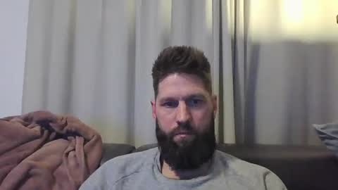 bubblebee1982 online show from 12-14-24, 08:40