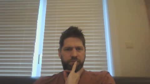 bubblebee1982 online show from 02-24-26, 07:17