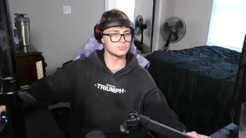 BubblebuttBdn online show from 09-24-25, 11:52