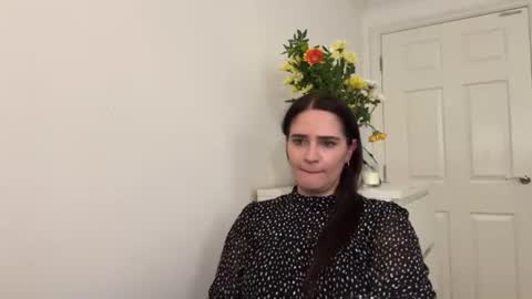Snapshot of bubblegumfairy_ chatting on 07-11-26, 06:43 Anna online show from 07-11-26, 06:43