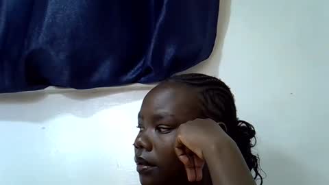 Snapshot of bubbly_ass247 chatting on 09-27-25, 10:42 bubbly online show from 09-27-25, 10:42