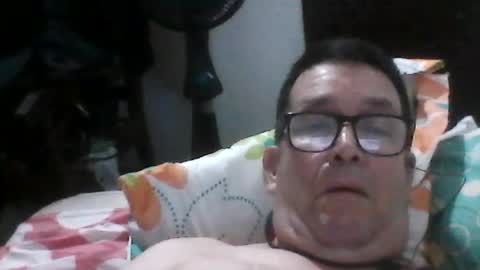 Snapshot of buchs32 chatting on 06-17-26, 05:10 buchs32 online show from 06-17-26, 05:10