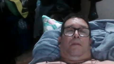 Snapshot of buchs32 chatting on 06-21-26, 05:54 buchs32 online show from 06-21-26, 05:54