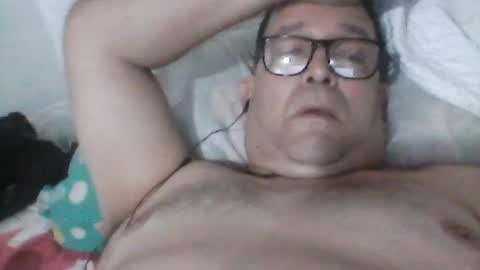 Snapshot of buchs32 chatting on 07-24-26, 05:49 buchs32 online show from 07-24-26, 05:49