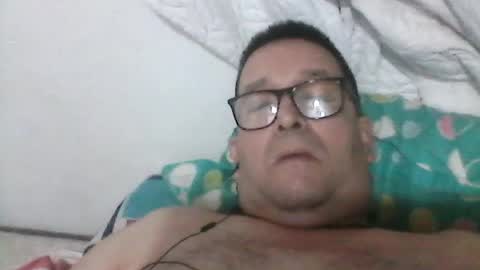 Snapshot of buchs32 chatting on 07-25-26, 06:11 buchs32 online show from 07-25-26, 06:11
