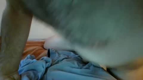 Snapshot of buckeye1990 chatting on 10-05-25, 05:00 B online show from 10-05-25, 05:00