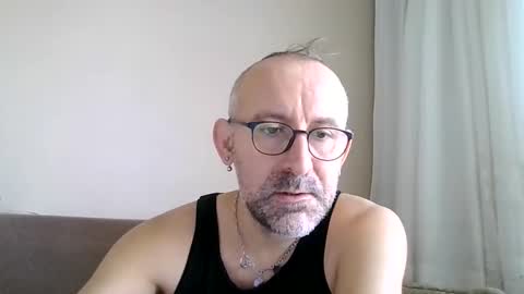 Snapshot of buckwessle chatting on 11-03-25, 10:05 Buck Wessle online show from 11-03-25, 10:05