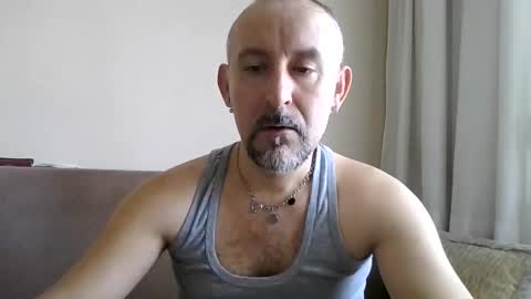 Snapshot of buckwessle chatting on 11-15-25, 10:45 Buck Wessle online show from 11-15-25, 10:45