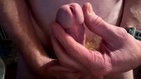 Snapshot of buda710 chatting on 11-11-25, 02:22 Buda710 online show from 11-11-25, 02:22