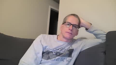 Snapshot of budman004 chatting on 11-09-25, 10:19 budman004 online show from 11-09-25, 10:19