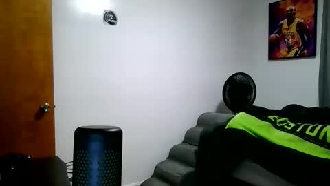 buffsexyman24 online show from 03-21-26, 02:49