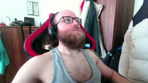 Snapshot of buhalteris chatting on 05-29-26, 06:55 Lukas online show from 05-29-26, 06:55