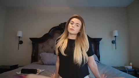 buitifulblonde online show from 03-25-26, 05:19