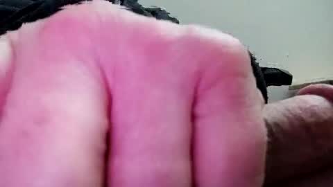 Snapshot of bulkyboners chatting on 02-17-25, 07:47 ejaculation for 250 online show from 02-17-25, 07:47