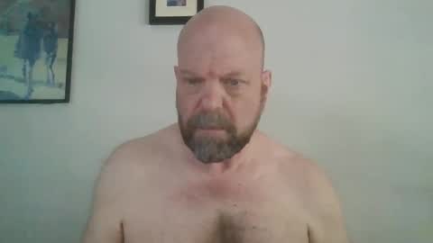 Snapshot of bulldog302w chatting on 06-05-26, 02:23 bulldog302w online show from 06-05-26, 02:23