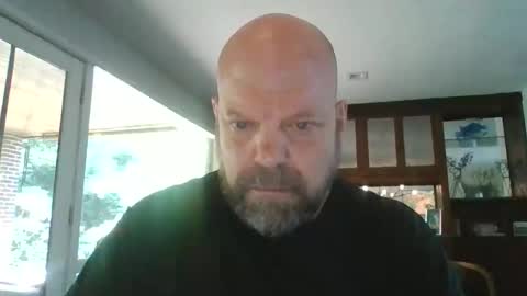 Snapshot of bulldog302w chatting on 06-07-26, 01:26 bulldog302w online show from 06-07-26, 01:26