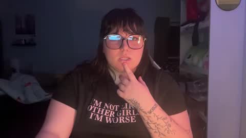 Snapshot of bumblebeebuzzer chatting on 03-01-25, 04:47 bumblebeebuzzer online show from 03-01-25, 04:47