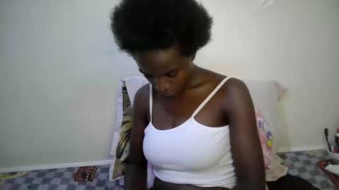 bunny_bliss1 online show from 03-22-26, 12:47