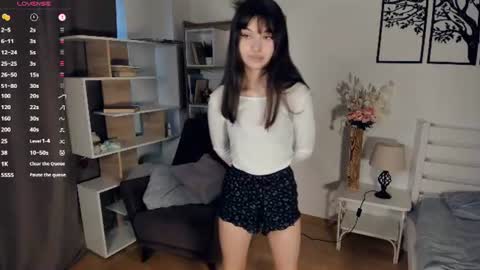 Snapshot of bunny_nova chatting on 07-04-26, 09:04 Aria online show from 07-04-26, 09:04