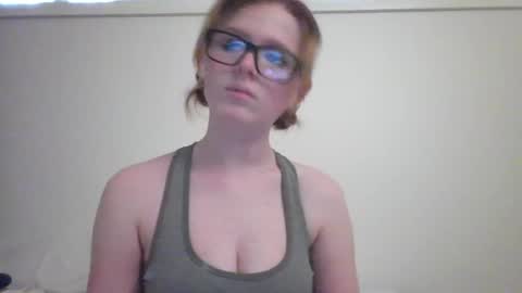 Snapshot of bunnybaby3333 chatting on 12-04-24, 03:26 bunny online show from 12-04-24, 03:26