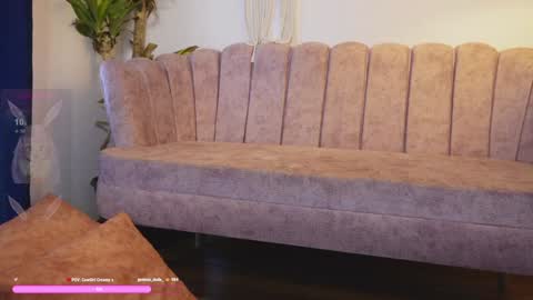 Snapshot of bunnycute_shy chatting on 12-05-24, 04:01 30 Off online show from 12-05-24, 04:01