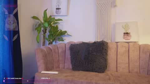 Snapshot of bunnycute_shy chatting on 01-09-25, 04:06 30 Off online show from 01-09-25, 04:06