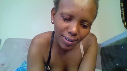 bunnydiva_ online show from 11-07-25, 07:58