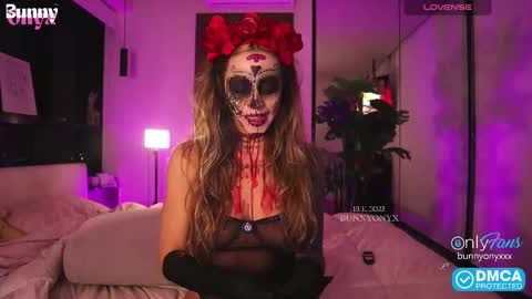 Stephanie   Next stream TUESDAY   6pm  PDT online show from 10-31-25, 11:28