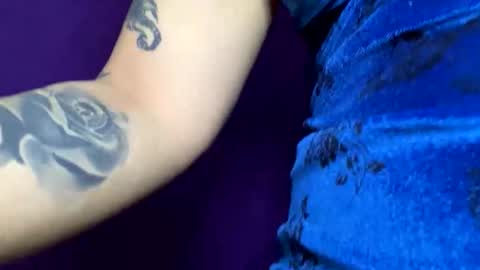 bunnytattooed online show from 04-17-26, 07:06