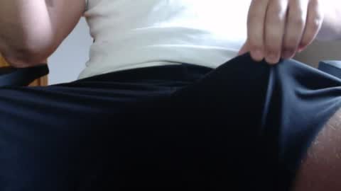 Snapshot of burbsguy2016 chatting on 07-27-26, 01:18 burbsguy2016 online show from 07-27-26, 01:18