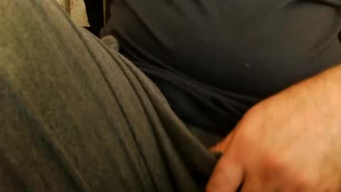 Snapshot of burlymonster chatting on 05-06-26, 04:52 Hairy Arabian online show from 05-06-26, 04:52