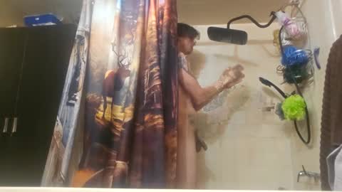 Snapshot of burntbuns710 chatting on 02-04-25, 10:00 LostSingledad online show from 02-04-25, 10:00