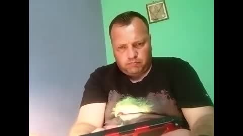 Snapshot of bury703709 chatting on 04-05-26, 06:54 Creazy dad online show from 04-05-26, 06:54