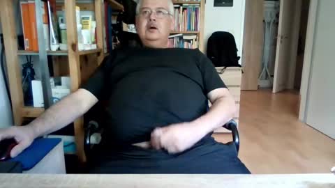 busi online show from 04-06-26, 12:17